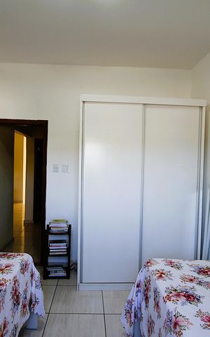 Casa à venda com 380m², 5 quartos e 1 vagaQuarto 1