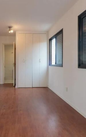 Apartamento para alugar com 130m², 3 quartos e 3 vagas Apartamento para alugar com 130m², 3 quartos e 3 vagasQuarto