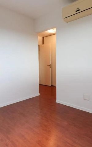Apartamento para alugar com 130m², 3 quartos e 3 vagas Apartamento para alugar com 130m², 3 quartos e 3 vagasQuarto