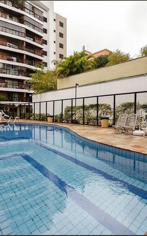 Apartamento para alugar com 130m², 3 quartos e 3 vagas Apartamento para alugar com 130m², 3 quartos e 3 vagasÁrea externa