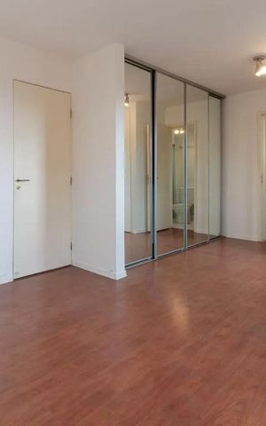 Apartamento para alugar com 130m², 3 quartos e 3 vagas Apartamento para alugar com 130m², 3 quartos e 3 vagasQuarto