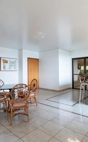 Apartamento para alugar com 130m², 3 quartos e 3 vagas Apartamento para alugar com 130m², 3 quartos e 3 vagasÁrea externa