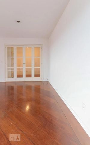 Apartamento para alugar com 130m², 3 quartos e 3 vagas Apartamento para alugar com 130m², 3 quartos e 3 vagasSala