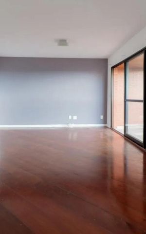 Apartamento para alugar com 130m², 3 quartos e 3 vagas Apartamento para alugar com 130m², 3 quartos e 3 vagasSala