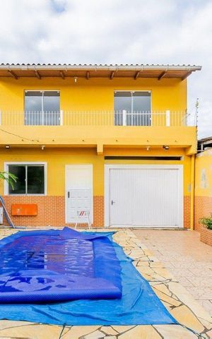 Casa à venda com 112m², 2 quartos e 4 vagas Casa à venda com 112m², 2 quartos e 4 vagasÁrea externa