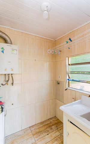 Casa à venda com 112m², 2 quartos e 4 vagas Casa à venda com 112m², 2 quartos e 4 vagasÁrea de serviço