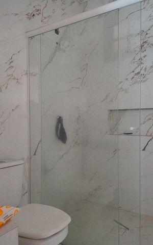 Casa para alugar com 700m², 3 quartos e 3 vagasBanheiro 1