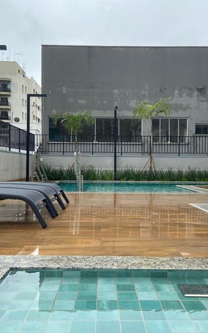 Studio à venda com 25m², 1 quarto e 1 vaga Studio à venda com 25m², 1 quarto e 1 vagaÁrea comum - Piscina