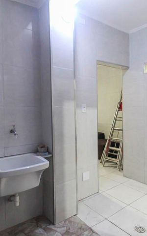 Casa para alugar com 300m², 4 quartos e 2 vagas Casa para alugar com 300m², 4 quartos e 2 vagasÁrea de serviço