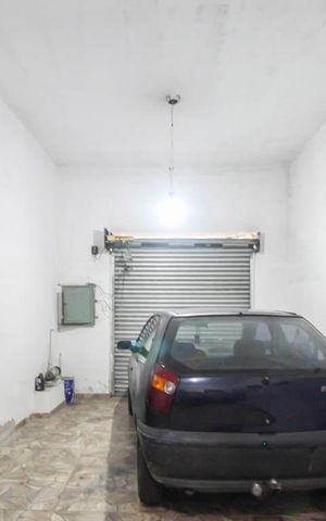 Casa para alugar com 300m², 4 quartos e 2 vagas Casa para alugar com 300m², 4 quartos e 2 vagasGaragem