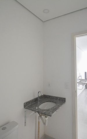 Studio para alugar com 32m², 1 quarto e sem vaga Studio para alugar com 32m², 1 quarto e sem vagaBanheiro