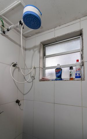Apartamento à venda com 43m², 2 quartos e 1 vaga Apartamento à venda com 43m², 2 quartos e 1 vagaBanheiro