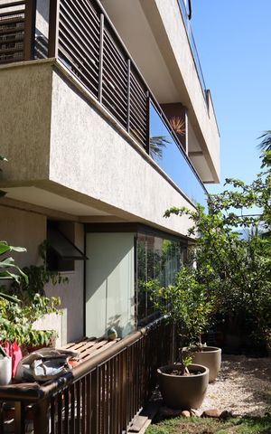 Apartamento à venda com 152m², 3 quartos e 2 vagasAREA EXTERNA PRIVADA DO APARTAMENTO