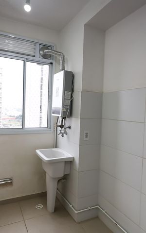 Apartamento à venda com 43m², 2 quartos e 1 vaga Apartamento à venda com 43m², 2 quartos e 1 vagaÁrea de Serviço