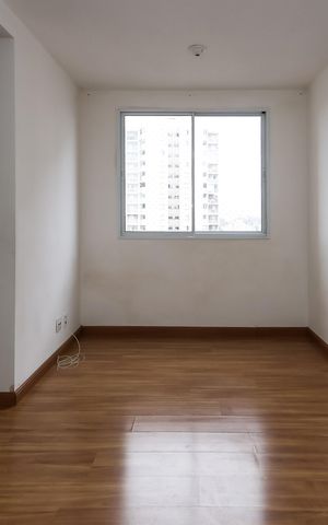 Apartamento à venda com 43m², 2 quartos e 1 vaga Apartamento à venda com 43m², 2 quartos e 1 vagaSala