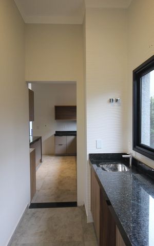 Casa de condomínio para alugar com 454m², 3 quartos e 6 vagas