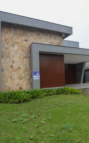 Casa de condomínio para alugar com 454m², 3 quartos e 6 vagas
