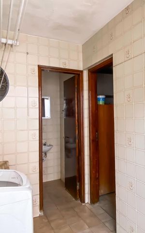Casa à venda com 250m², 3 quartos e 3 vagasÁrea de Serviço