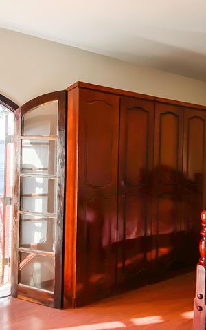 Casa à venda com 250m², 3 quartos e 3 vagasSuíte 