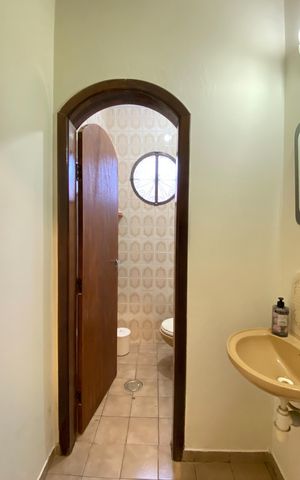 Casa à venda com 250m², 3 quartos e 3 vagasLavabo 
