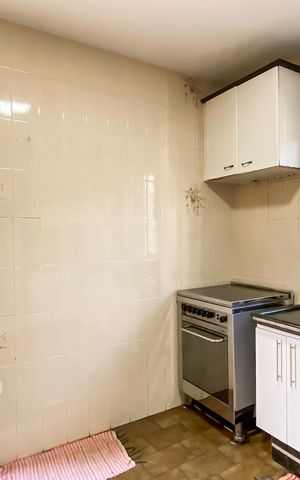 Casa à venda com 250m², 3 quartos e 3 vagasCozinha 