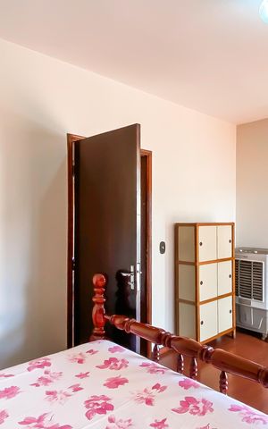 Casa à venda com 250m², 3 quartos e 3 vagasSuíte 