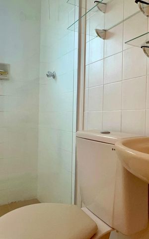 Apartamento para alugar com 40m², 1 quarto e 1 vaga Apartamento para alugar com 40m², 1 quarto e 1 vagaBanheiro