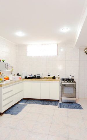 Casa à venda com 230m², 4 quartos e 2 vagasCozinha