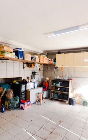 Casa à venda com 230m², 4 quartos e 2 vagasGaragem