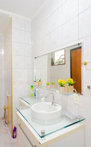 Casa à venda com 230m², 4 quartos e 2 vagasBanheiro Social