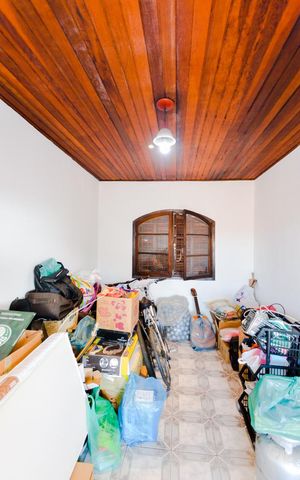 Casa à venda com 230m², 4 quartos e 2 vagasQuarto 3