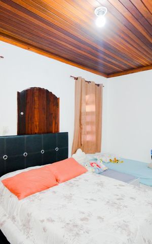 Casa à venda com 230m², 4 quartos e 2 vagasEdícula 