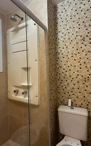 Apartamento à venda com 68m², 2 quartos e 1 vaga Apartamento à venda com 68m², 2 quartos e 1 vagaBanheiro