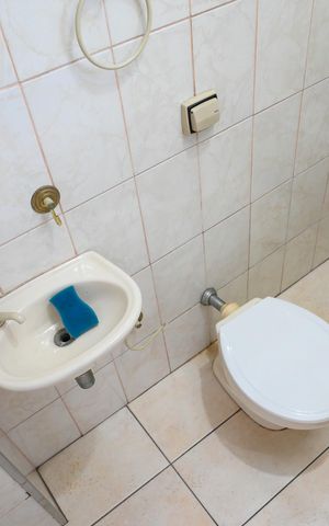 Apartamento à venda com 110m², 3 quartos e 1 vaga Apartamento à venda com 110m², 3 quartos e 1 vagaBanheiro de Serviço