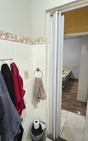 Casa para alugar com 52m², 2 quartos e 1 vagaBanheiro