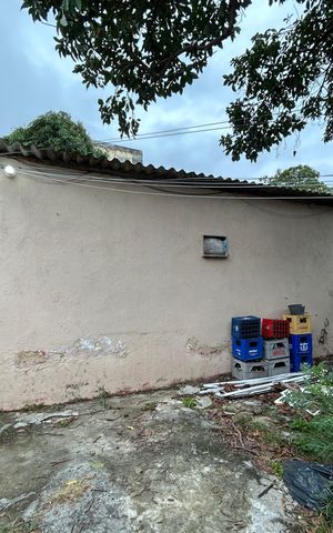 Casa para alugar com 52m², 2 quartos e 1 vagaFachada