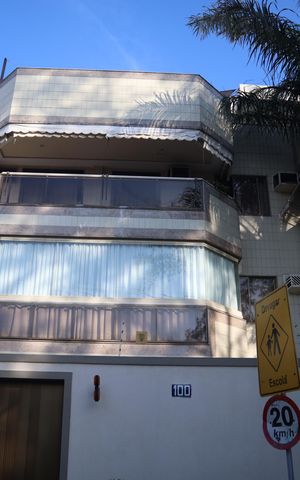 Apartamento à venda com 218m², 3 quartos e 3 vagasFACHADA