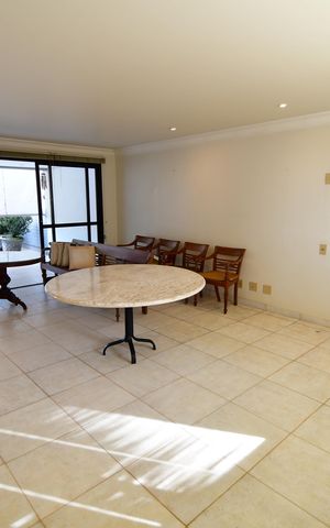 Apartamento à venda com 380m², 3 quartos e 4 vagasSala