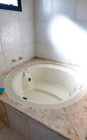 Apartamento à venda com 380m², 3 quartos e 4 vagasBanheiro Suíte