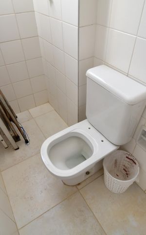 Apartamento à venda com 380m², 3 quartos e 4 vagasBanheiro de serviço