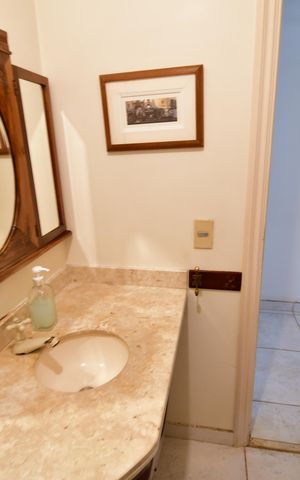 Apartamento à venda com 380m², 3 quartos e 4 vagasLavabo