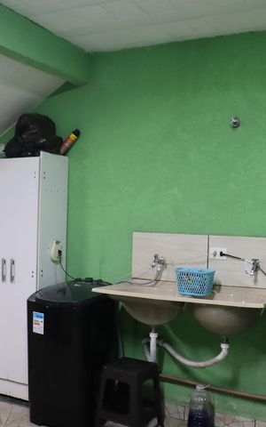 Casa à venda com 408m², 3 quartos e 5 vagas Casa à venda com 408m², 3 quartos e 5 vagasÁrea de Serviço