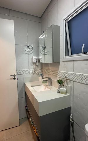 Casa à venda com 408m², 3 quartos e 5 vagas Casa à venda com 408m², 3 quartos e 5 vagasBanheiro da Suíte