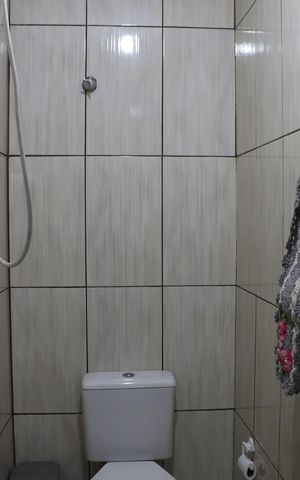 Casa à venda com 408m², 3 quartos e 5 vagas Casa à venda com 408m², 3 quartos e 5 vagasBanheiro Social 2