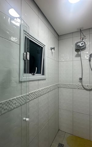 Casa à venda com 408m², 3 quartos e 5 vagas Casa à venda com 408m², 3 quartos e 5 vagasBanheiro da Suíte