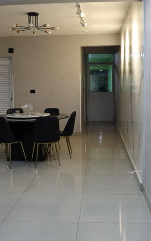 Casa à venda com 408m², 3 quartos e 5 vagas Casa à venda com 408m², 3 quartos e 5 vagasCozinha