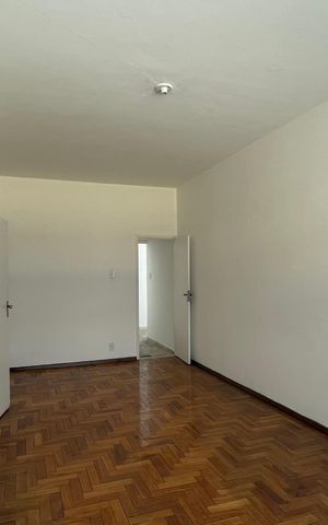 Apartamento à venda com 80m², 2 quartos e 1 vaga Apartamento à venda com 80m², 2 quartos e 1 vagaSala