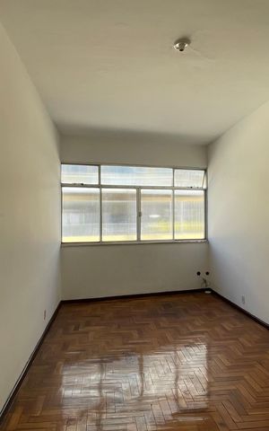 Apartamento à venda com 80m², 2 quartos e 1 vaga Apartamento à venda com 80m², 2 quartos e 1 vagaSala