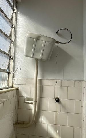 Apartamento à venda com 80m², 2 quartos e 1 vaga Apartamento à venda com 80m², 2 quartos e 1 vagaBanheiro de serviço