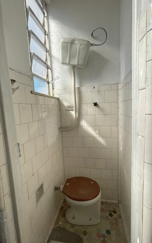 Apartamento à venda com 80m², 2 quartos e 1 vaga Apartamento à venda com 80m², 2 quartos e 1 vagaBanheiro de serviço